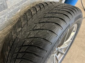 Prodám ALU kola BMW 17" 5x112 pneu zimní 225,50R17 RFT - 8