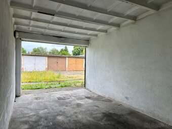 Prodej garáže 18 m² Hradec Králové, ul. Bezručova - 8