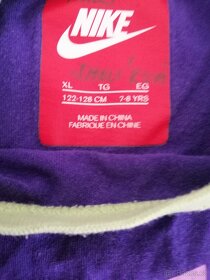 Nike - 8