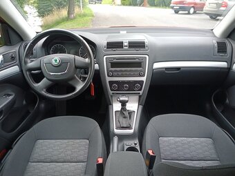 Škoda Octavia 1.6 TDI 77kw DSG NAJETO 41 852 km - 8