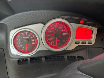 Gilera Nexus 500 FL, 500 ccm, 29,5 kW – jen 3 000 km - 8