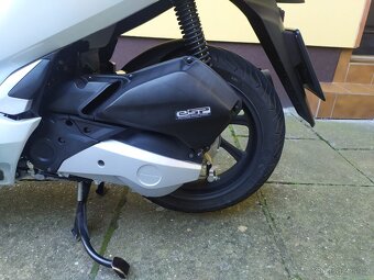 Honda PCX 125, r.v. 2019 - 8