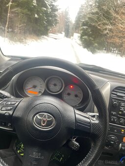Toyota Rav 4 2.0D D4D - 8