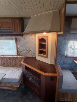 PRODÁM DVOUOSÝ KARAVAN - 8