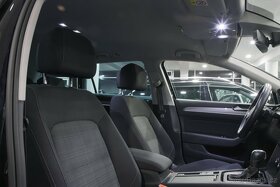 VW Passat B8 2.0TDI 110kW DSG 2020 Matrix LED Kamera Úhel - 8