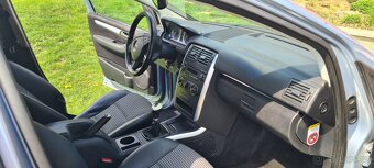 MERCEDES-BENZ B 200 CDI 103KW servisovaný - 8