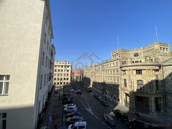 Prestižní kancelář Palác Merkur, v centru Prahy, ul. REVOLU - 8