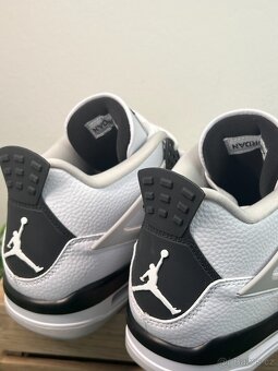 Air Jordan 4 Retro "Military" (44) - 8