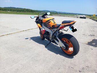 Honda CBR 1000RR REPSOL - 8