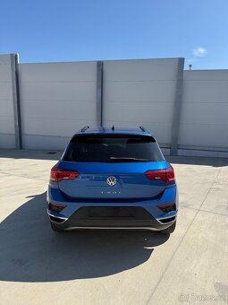 T-Roc 1.0tsi 85kw VÝBAVA JAKO NOVÝ - 8