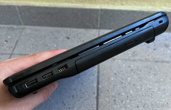 Sony Vaio / i5 M460 / 4GB RAM / 128GB SSD / 15.6" - 8