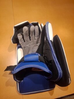 Lapacka a vyrazecka Axis 2,9 INT - 8