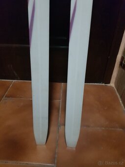 Prodám nové běžky KAZAMA 150cm dlouhé. - 8