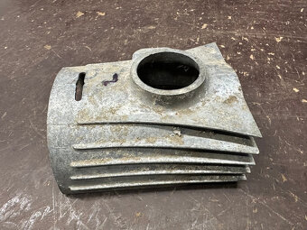 Predám kryt karburátoru JAWA ČZ 125 175 250 - 8