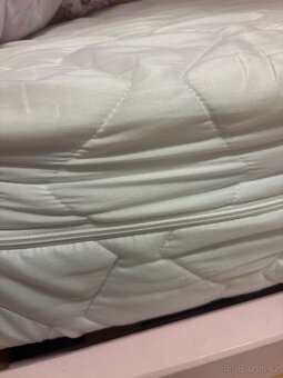 Domečková postel + šatní skříň + matrace - 8