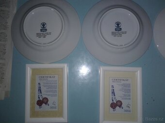 Závěsné vánoční výroční talíře 2001, 2002, 2003, 2004 - 8