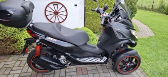 Piaggio MP3 300 HPE SPORT - 8
