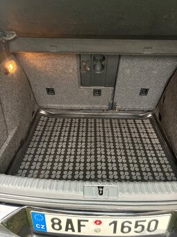 Volkswagen Tiguan - 8