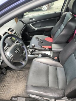 Honda Accord Tourer 2,2 CDTi 2004 - 8