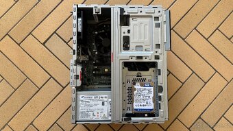 Lenovo ThinkStation P330 – i5-8500 / 32GB RAM / NVMe / Win11 - 8