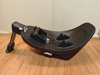 Cybex aton 5 se základnou - 8