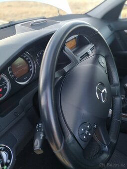 Mercedes-Benz W204 - NOVÁ STK - do září 2027 - 8