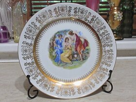 Dekorativní porcelánové retro  talíře - 8