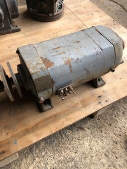 Elektromotor 3x - 8