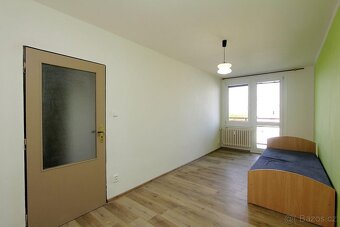 Pronájem bytu 3+1 Pardubice Polabiny - 8