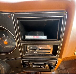 Chevrolet C/K20 5.7 V8 1980 Custom Deluxe - 8
