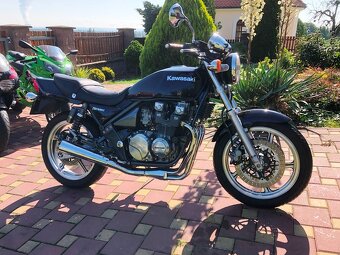 Yamaha FZR 600, CBR 900RR, Zephyr, ZX-9R, Cagiva Freccia - 8
