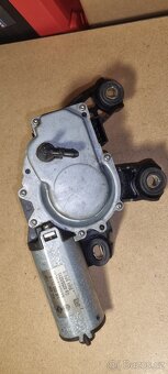 Různé Náhradní díly z VW Golf 4 1.4 55 kw - 8