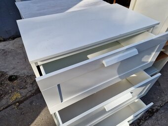Komoda Moderní Lamino 41x79 výška 96 cm - 8