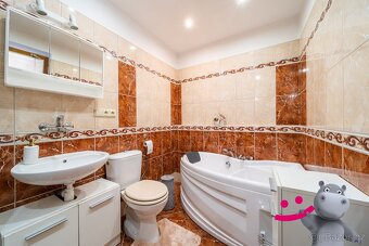 Prodej rodinného domu 251 m², Vsetín, ev.č. 58683 - 8