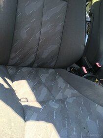Interiér benz E  rok 2002 - 8