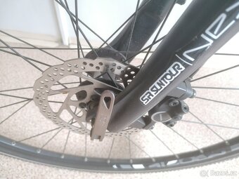 ,trekové kolo SCUD - 8