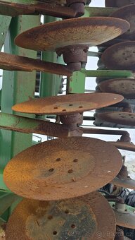 Diskový podmítač AMAZONE - 8