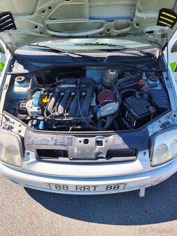 Renault clio 1.4 16v - 8