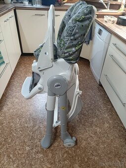 Jídelní židlička CAMP - 8