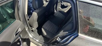 Opel Insignia - 8