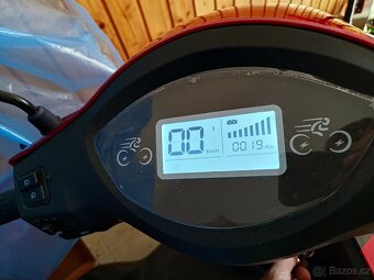 Elektrická tříkolka Selvo 31000 – jako nová, najeto jen 19km - 8