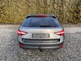 Škoda Superb 2.0 TDI 110 kW DSG STYLE - 8
