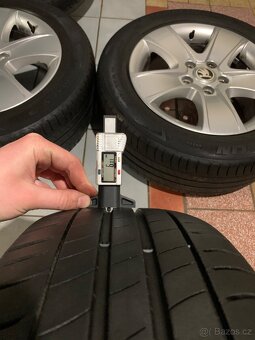 Alu kola Škoda R16 5X112 LETNÍ PNEU 205/55 R16 MICHELIN - 8