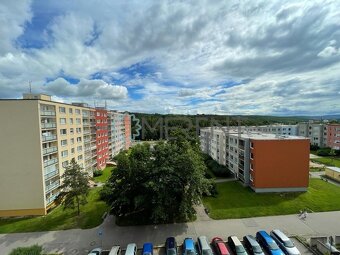 Pronájem bytu 4+kk, 75m² + lodžie - Praha - Modřany, ul. Per - 8