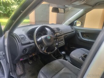 Škoda Fabia 1.6 TDI Rok výroby 2011 - 8