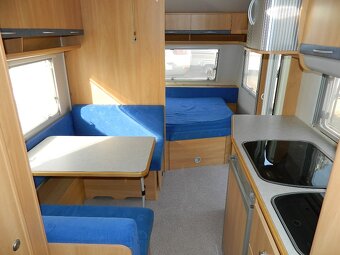 Karavan Knaus pro 6 osob - 8