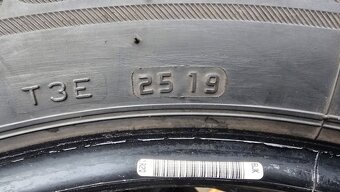 Zimní pneu 215/55/17 Bridgestone - 8