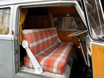 VW T1 - 8