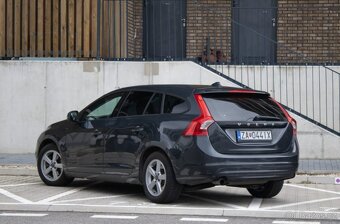 Volvo V60 A/T 84kW - 8