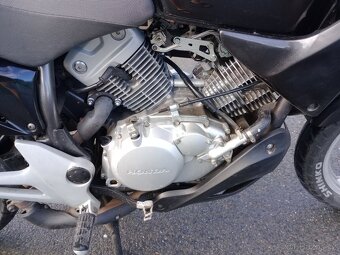 Honda Varadero 125 XL - 8